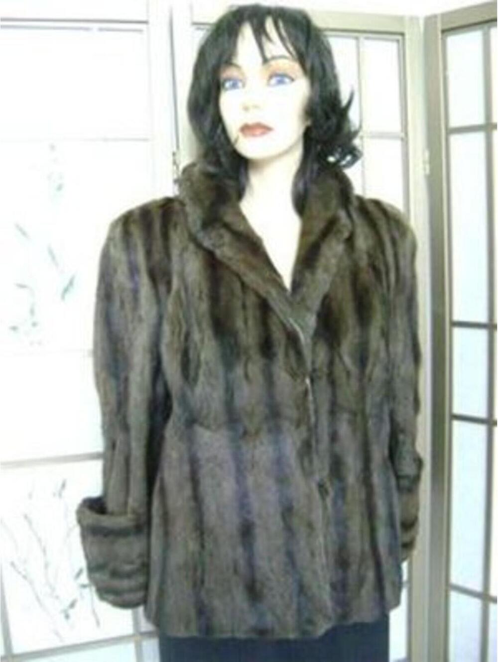 PRE-OWNED BROWN SQUIRREL FUR JACKET WOMEN SIZE 6-8 SMALL